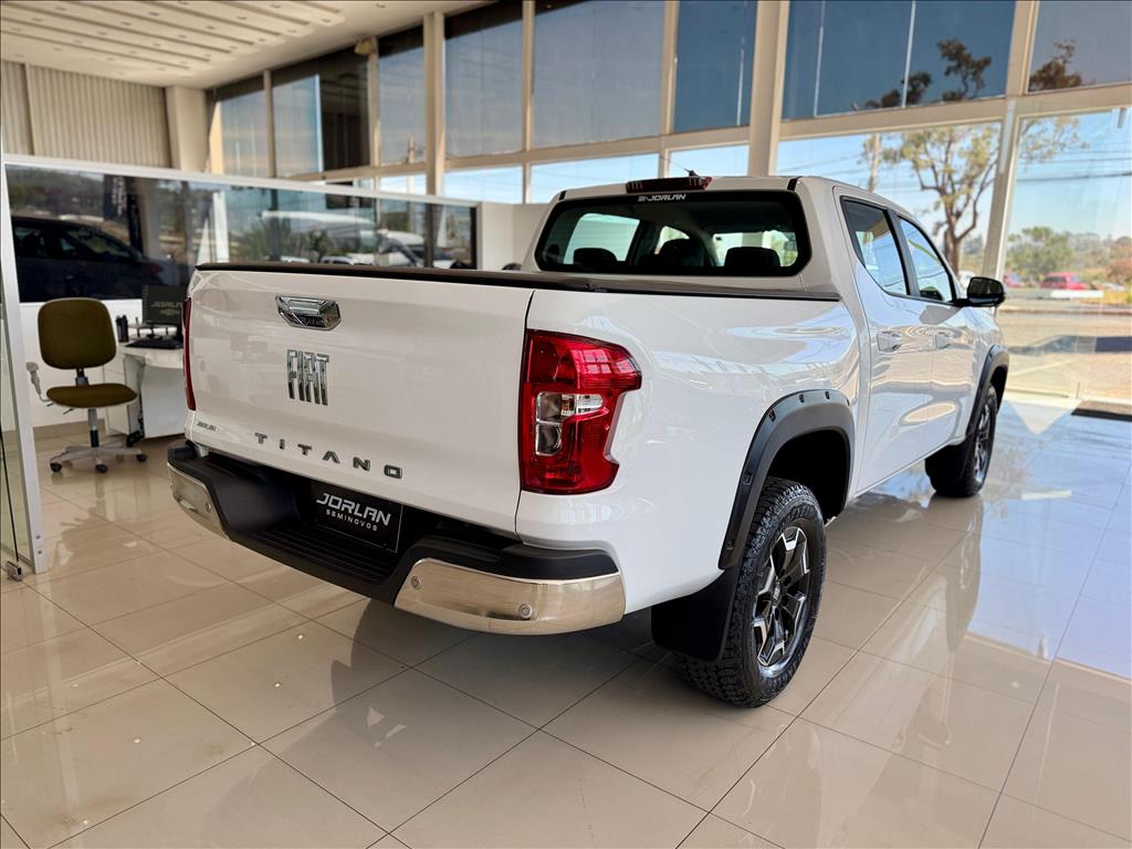 TITANO 2.2 TURBO DIESEL VOLCANO 4X4 AT6