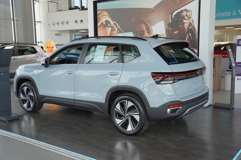 TAOS 1.4 250 TSI TOTAL FLEX COMFORTLINE AUTOMÁTICO5