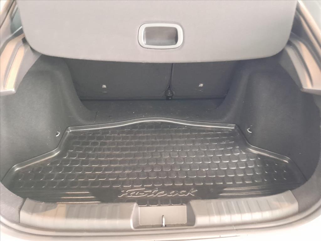 Fiat-FASTBACK-1.3 TURBO 270 FLEX LIMITED EDITION AT6