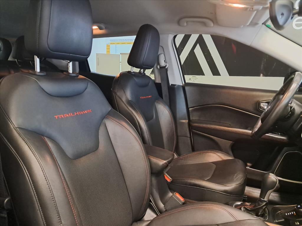 COMPASS 2.0 16V DIESEL TRAILHAWK 4X4 AUTOMÁTICO10