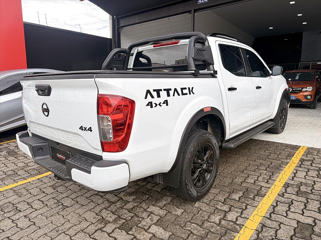 Nissan Frontier - 2.3 16V TURBO DIESEL ATTACK CD 4X4 AUTOMÁTICO