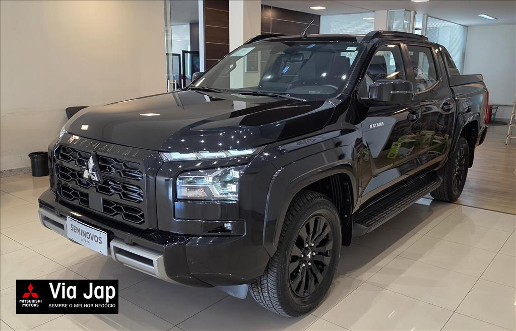 Mitsubishi-TRITON-2.4 BITURBO DIESEL CD KATANA SR80 4X4 AUTOMÁTICO