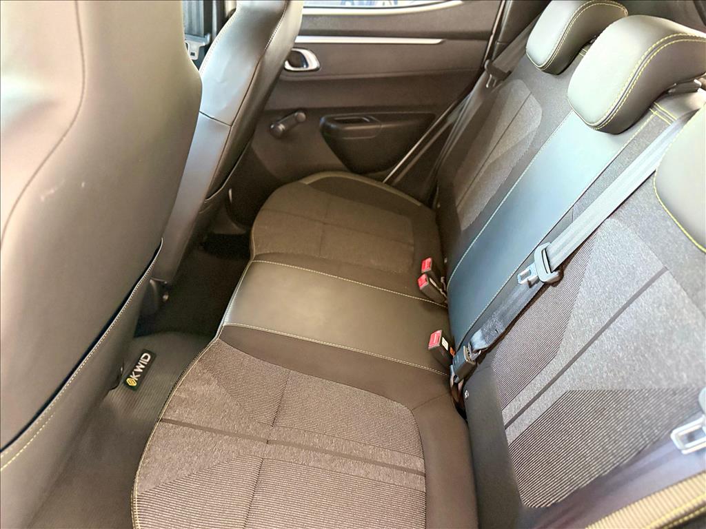 KWID 1.0 12V SCE FLEX OUTSIDER MANUAL11