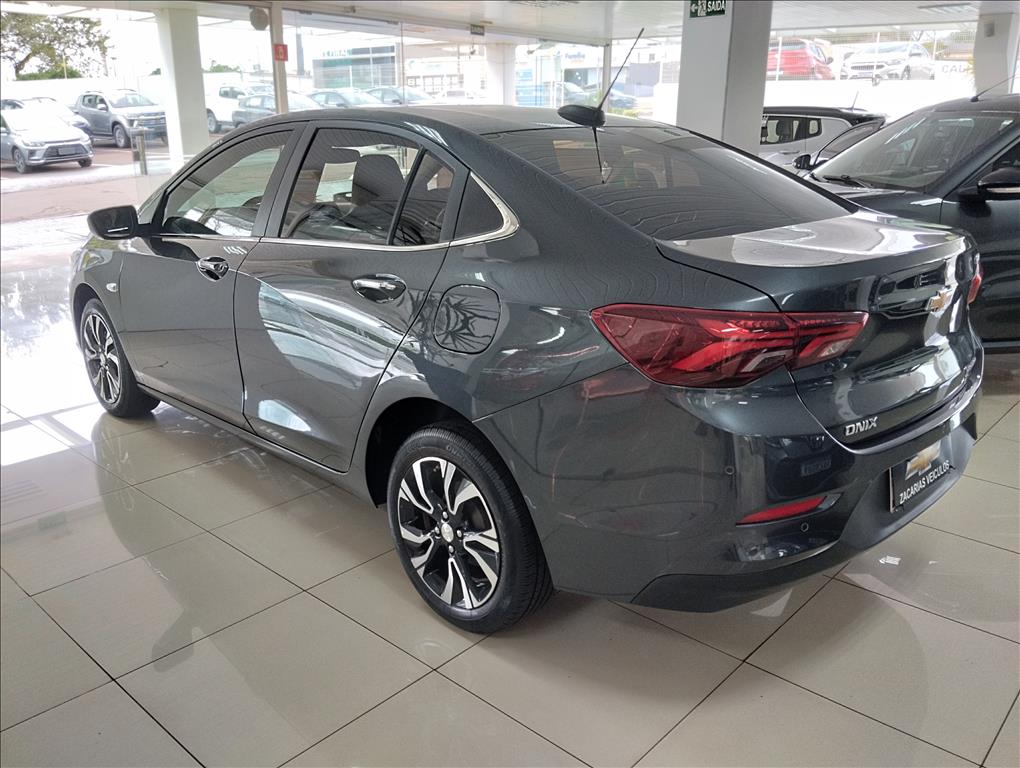 ONIX PLUS 1.0 TURBO FLEX PREMIER AUTOMÁTICO3