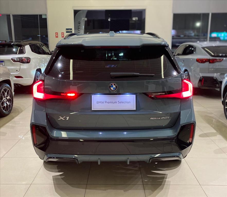 X1 2.0 16V TURBO GASOLINA SDRIVE20I M SPORT STEPTRONIC