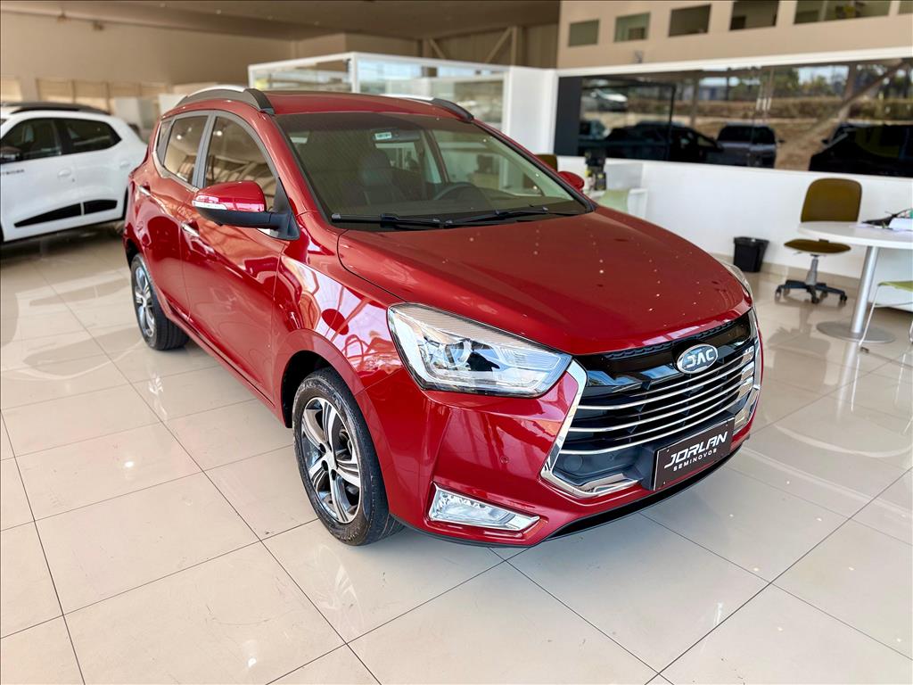 T40 1.6 16V GASOLINA PLUS 4P CVT