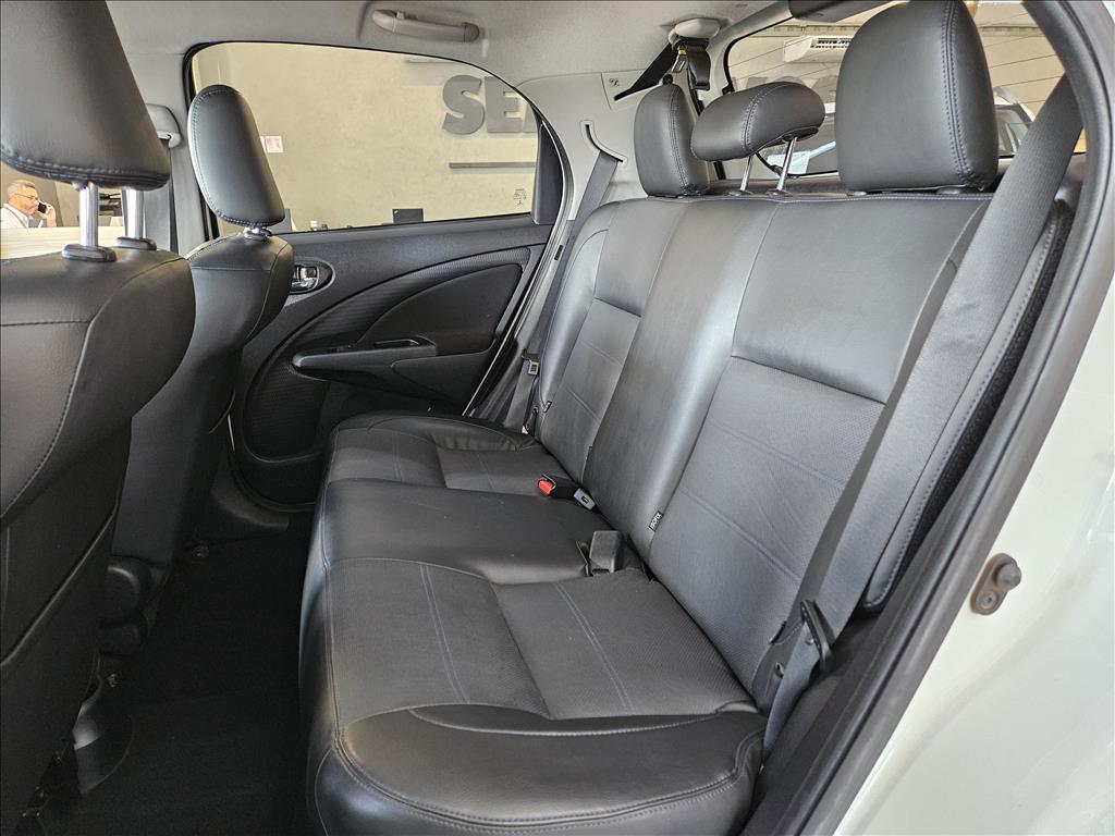 ETIOS 1.5 PLATINUM 16V FLEX 4P AUTOMÁTICO8