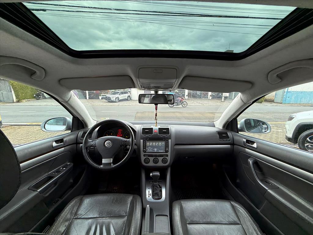 Volkswagen Jetta - 2.5 I 20V 150CV GASOLINA 4P TIPTRONIC