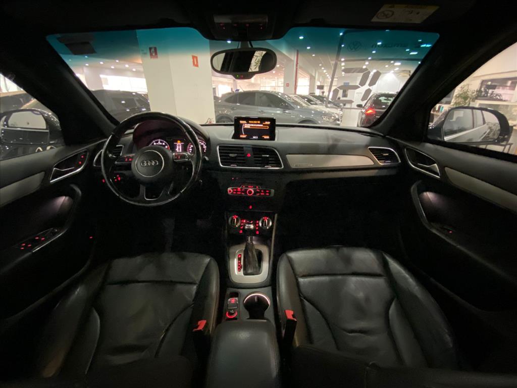 Q3 2.0 TFSI AMBIENTE QUATTRO 4P GASOLINA S TRONIC