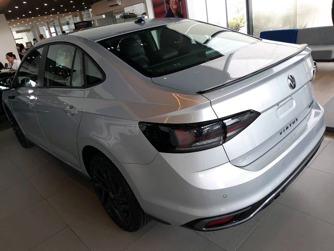 VIRTUS 1.4 250 TSI EXCLUSIVE AUTOMÁTICO4