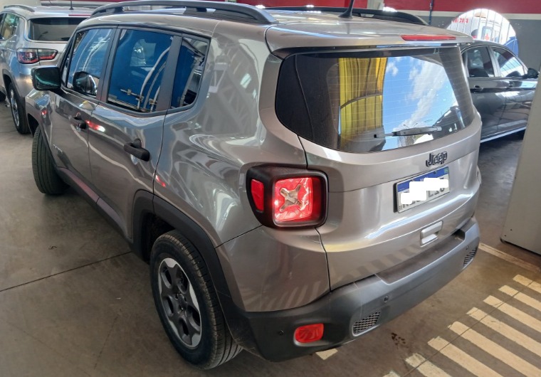 RENEGADE 1.8 16V FLEX 4P AUTOMÁTICO3