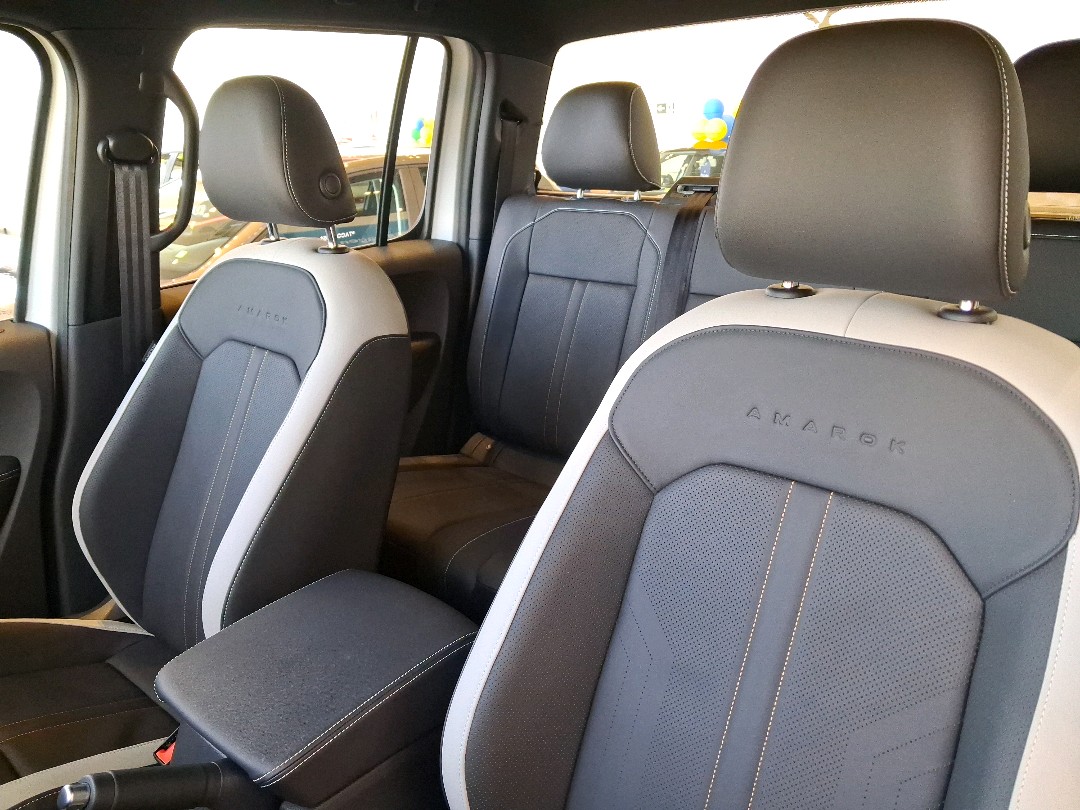 AMAROK 3.0 V6 TDI DIESEL HIGHLINE CD 4MOTION AUTOMÁTICO9