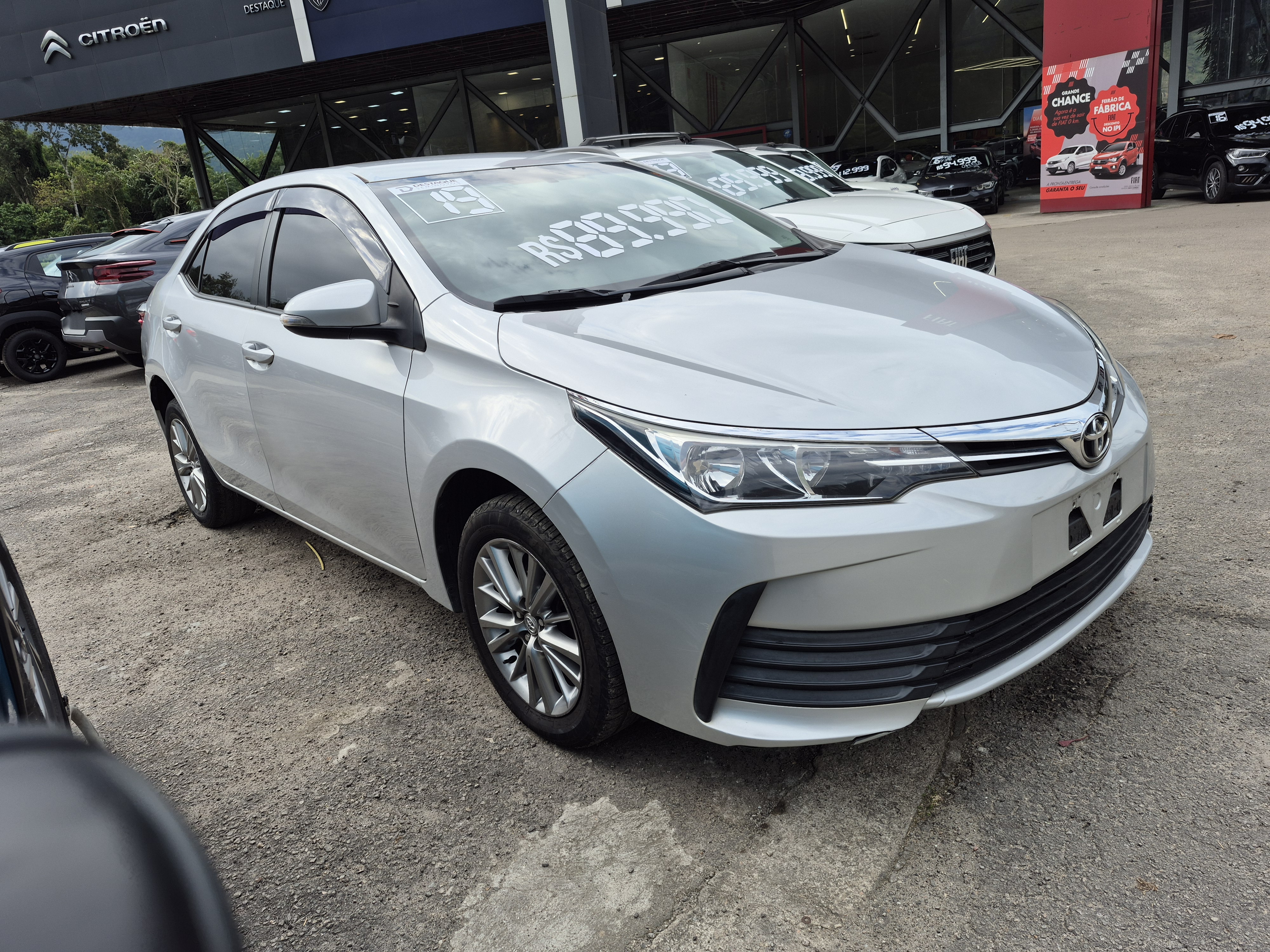 Foto ilustrativa do carro