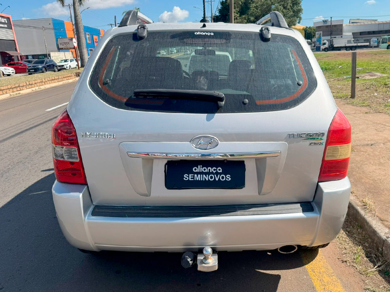 TUCSON 2.0 MPFI GLS 16V 143CV 2WD FLEX 4P AUTOMÁTICO4