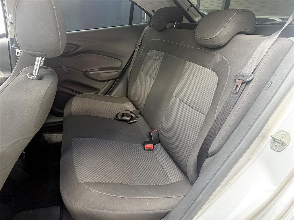 Chevrolet Onix - 1.0 MPFI LT 8V FLEX 4P MANUAL