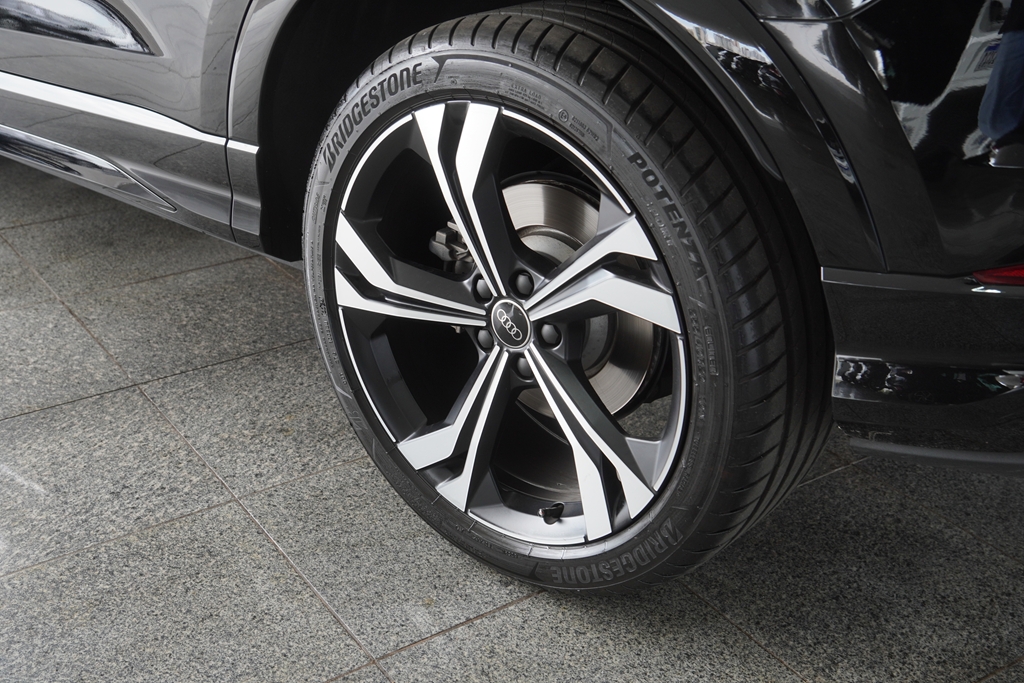 Q3 2.0 40 TFSI GASOLINA SPORTBACK PERFORMANCE BLACK PLUS QUATTRO TIPTRONIC5