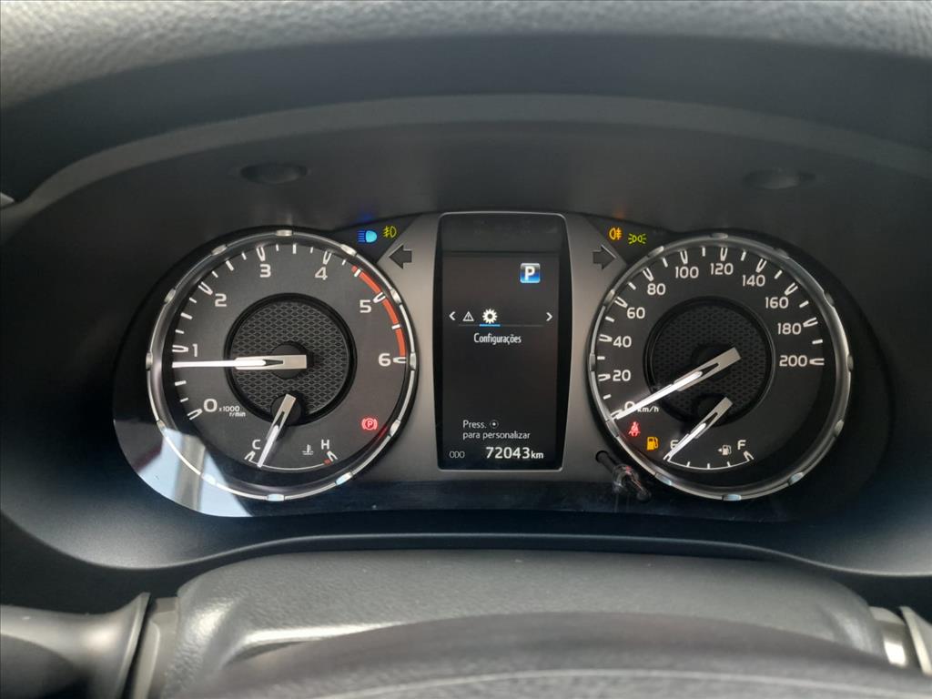 HILUX 2.8 D-4D TURBO DIESEL CD SRX 4X4 AUTOMÁTICO7