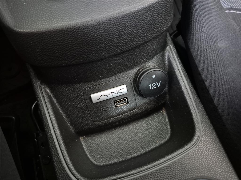 FIESTA 1.6 TI-VCT FLEX SE MANUAL16