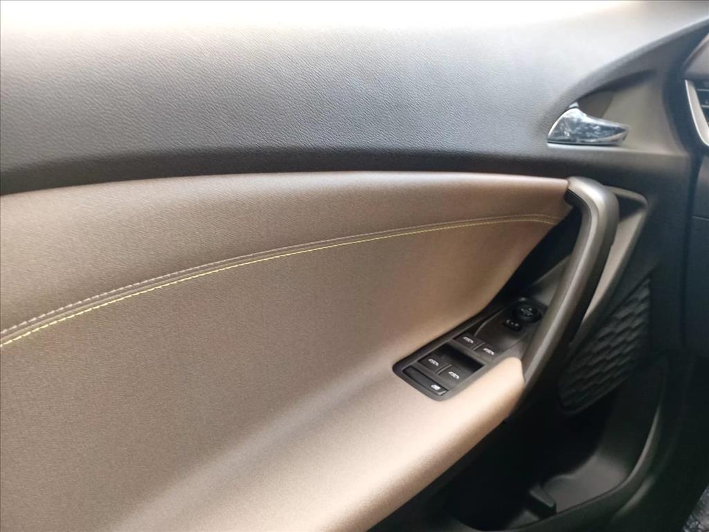 TRACKER 1.2 TURBO FLEX PREMIER AUTOMÁTICO11