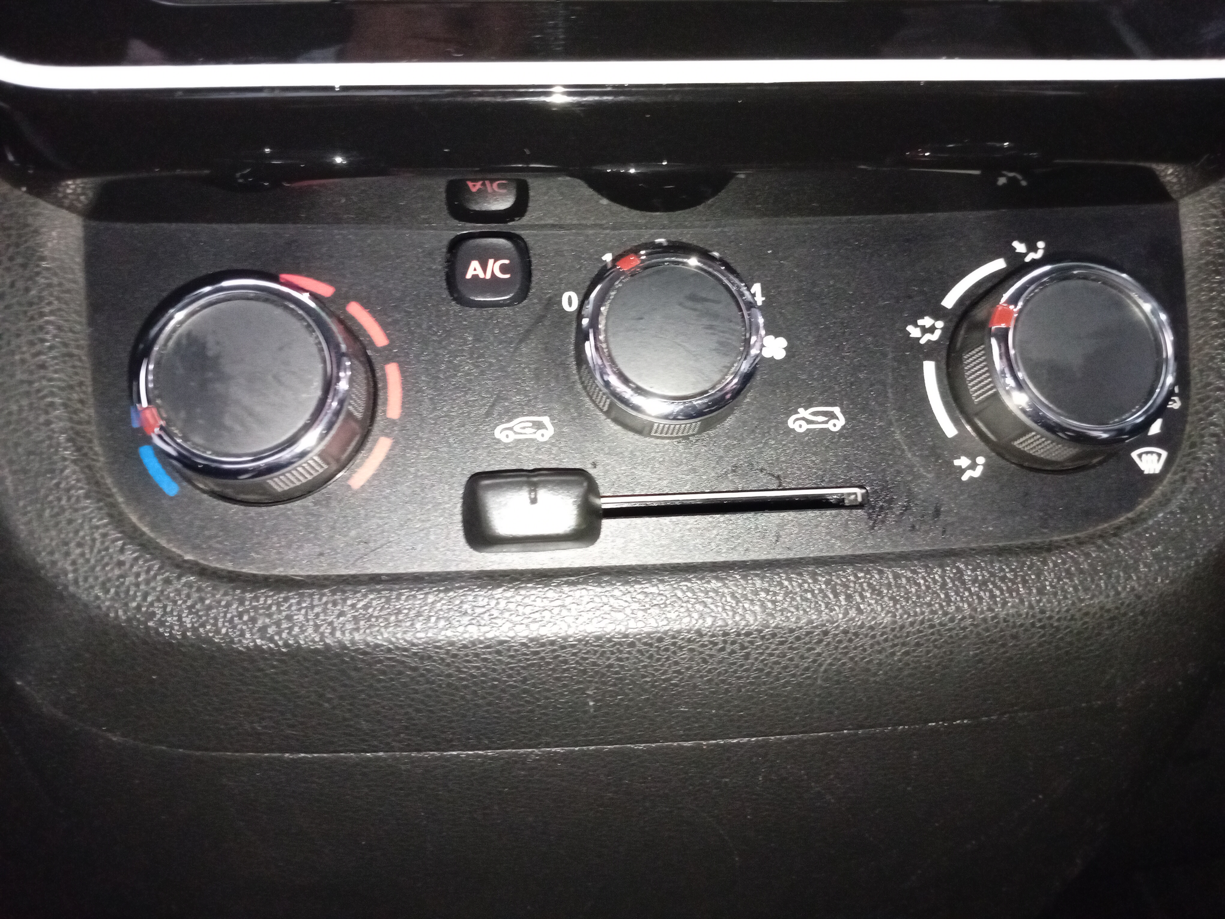 KWID 1.0 12V SCE FLEX INTENSE MANUAL10