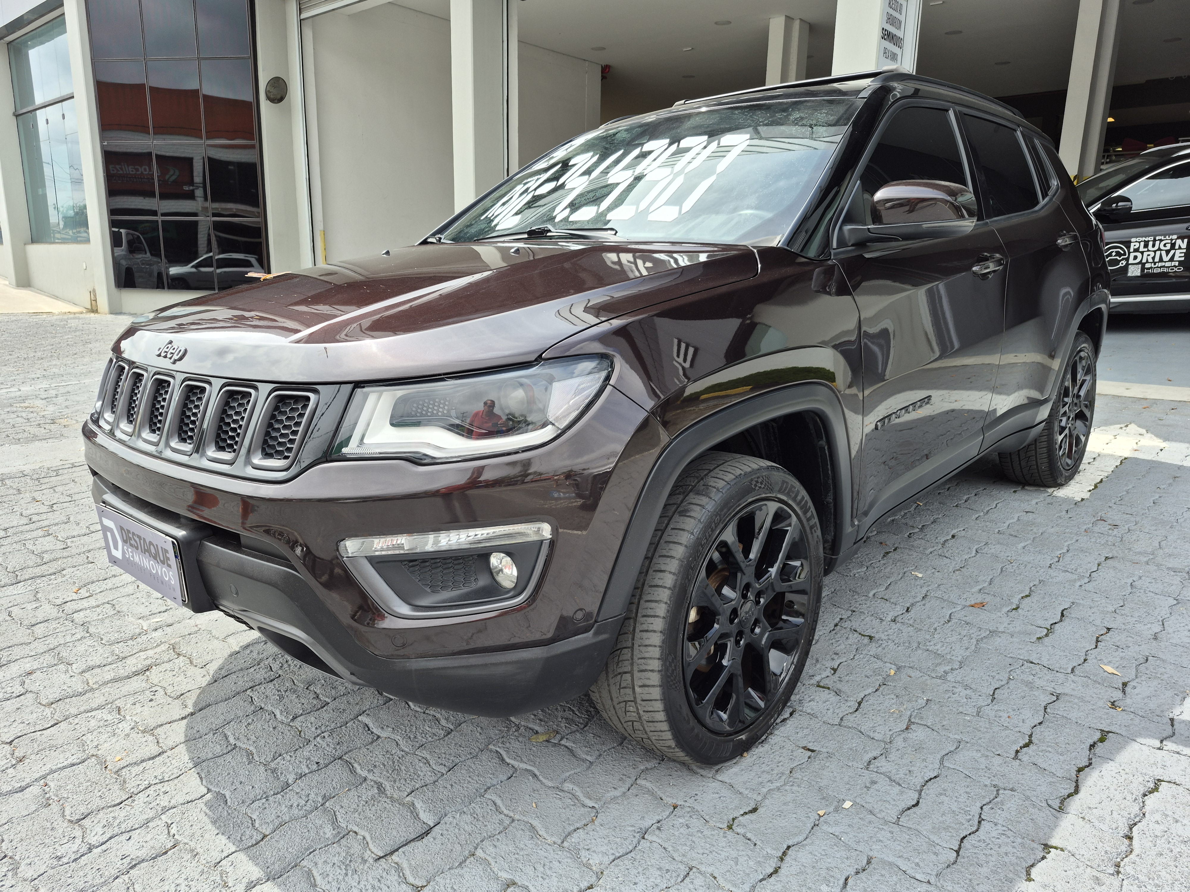 Foto ilustrativa do carro