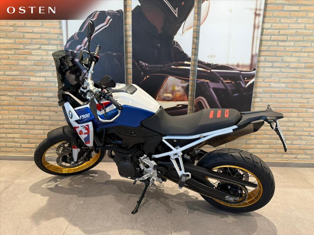 BMW Motorrad-F-900 GS TROPHY