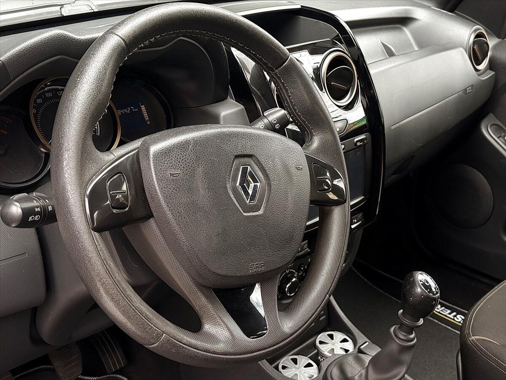 Renault Duster - 2.0 DYNAMIQUE 4X2 16V FLEX 4P MANUAL
