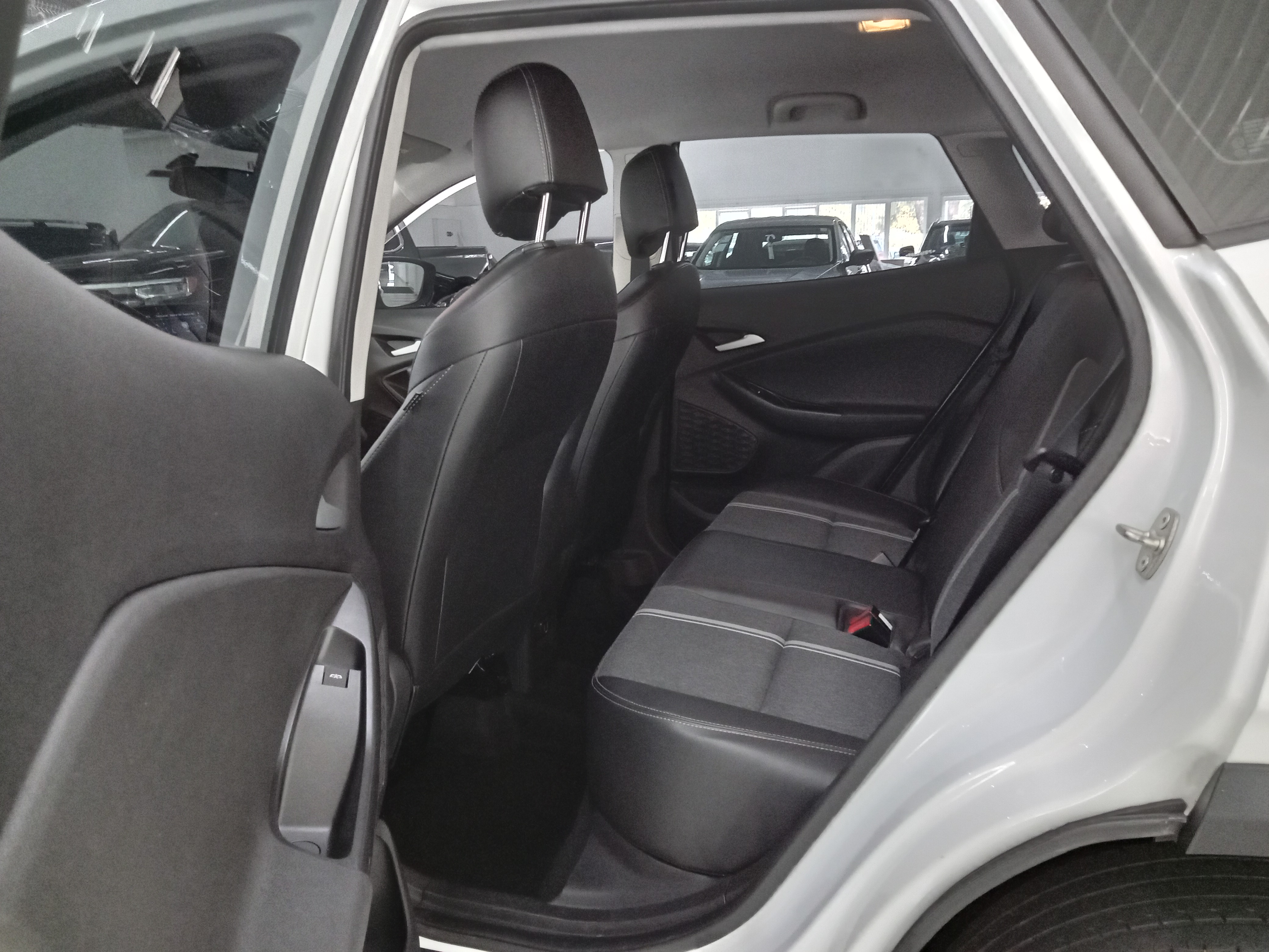 TRACKER 1.0 TURBO FLEX LTZ AUTOMÁTICO8