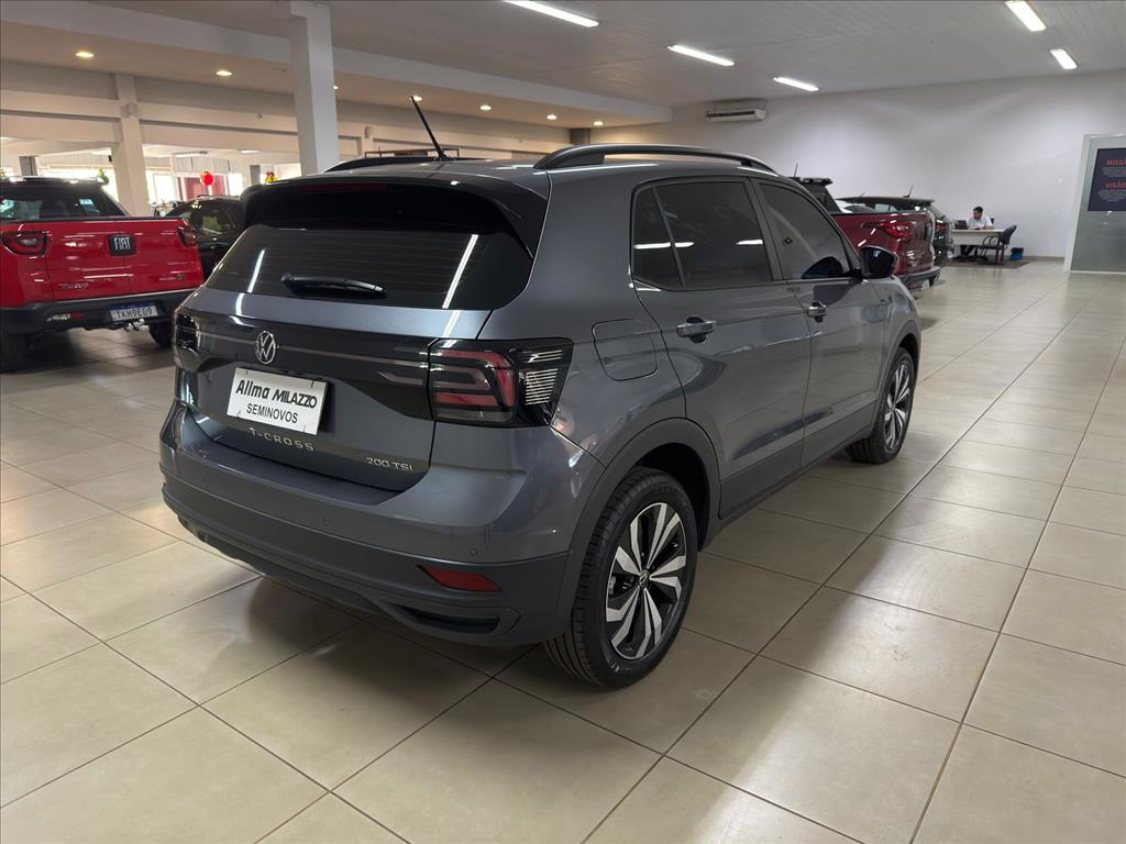 T-CROSS 1.0 200 TSI TOTAL FLEX AUTOMÁTICO3