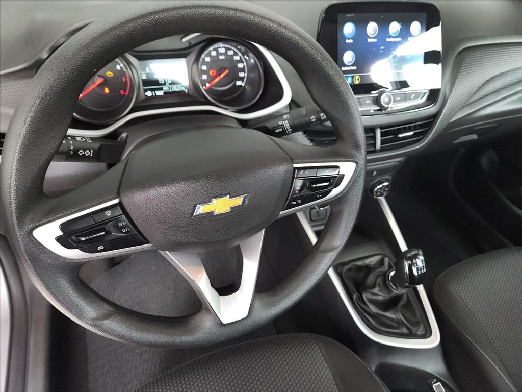 Chevrolet Onix Plus - 1.0 FLEX LT MANUAL