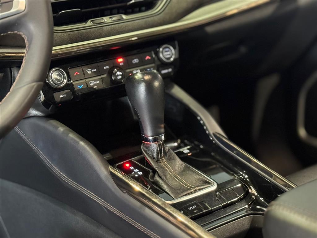 COMMANDER 1.3 T270 TURBO FLEX LIMITED AT68