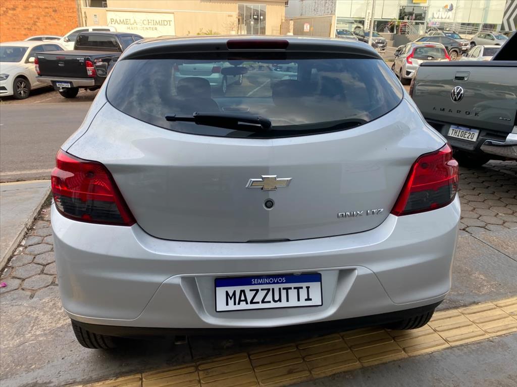 ONIX 1.4 MPFI LTZ 8V FLEX 4P AUTOMÁTICO5