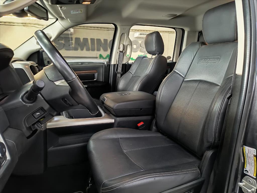 CLASSIC 5.7 V8 GASOLINA LARAMIE CD 4X4 AUTOMÁTICO6