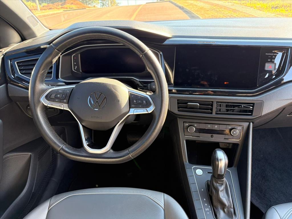 Volkswagen-NIVUS-1.0 200 TSI TOTAL FLEX HIGHLINE AUTOMÁTICO