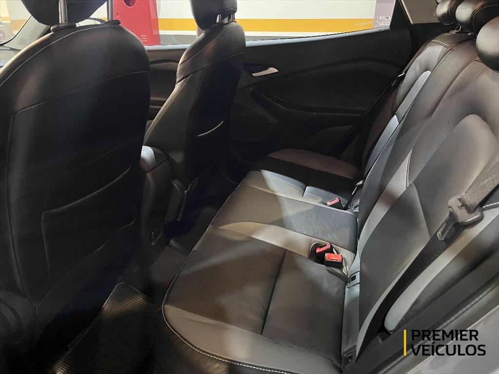 TRACKER 1.0 TURBO FLEX AUTOMÁTICO5 TRACKER 1.0 TURBO FLEX AUTOMÁTICO5