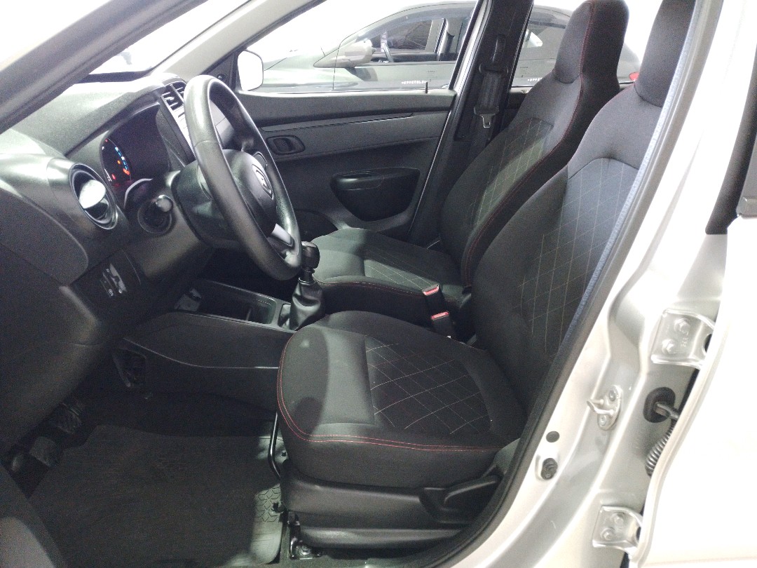 Renault-KWID-1.0 12V SCE FLEX ZEN MANUAL