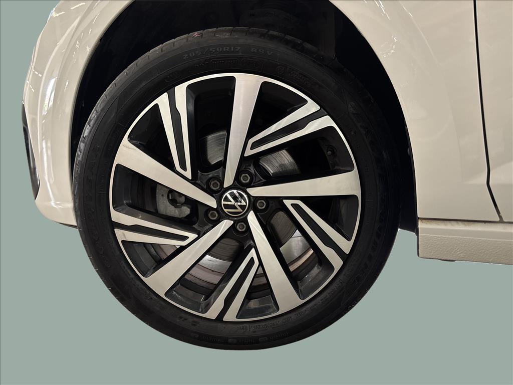 VIRTUS 1.0 200 TSI HIGHLINE AUTOMÁTICO16