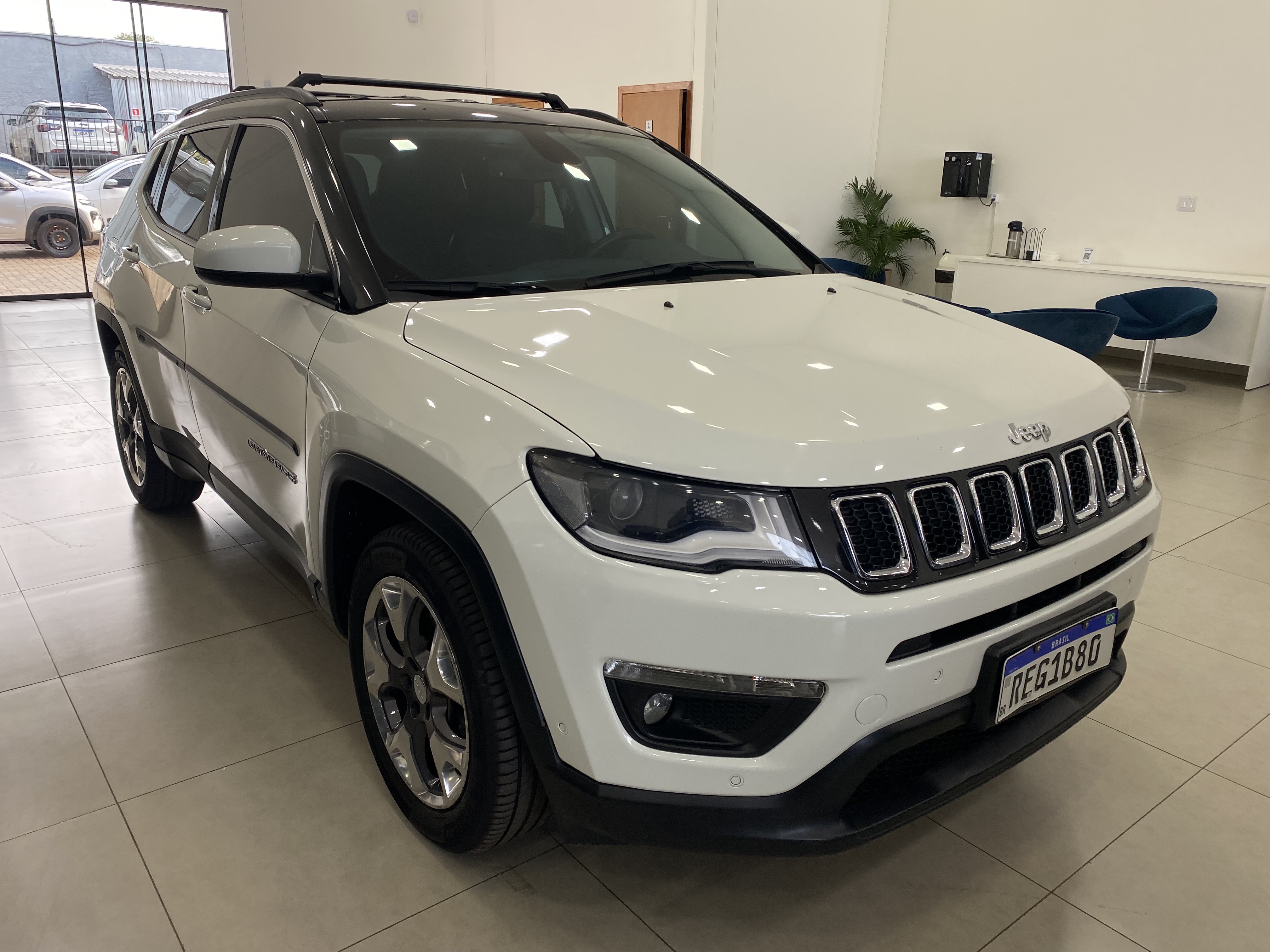 COMPASS 2.0 16V FLEX LONGITUDE AUTOMÁTICO