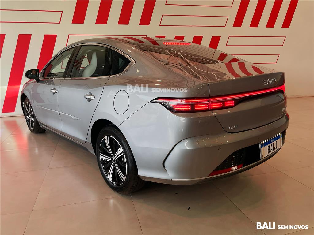 KING 1.5 DM-I PHEV GS AUTOMÁTICO4