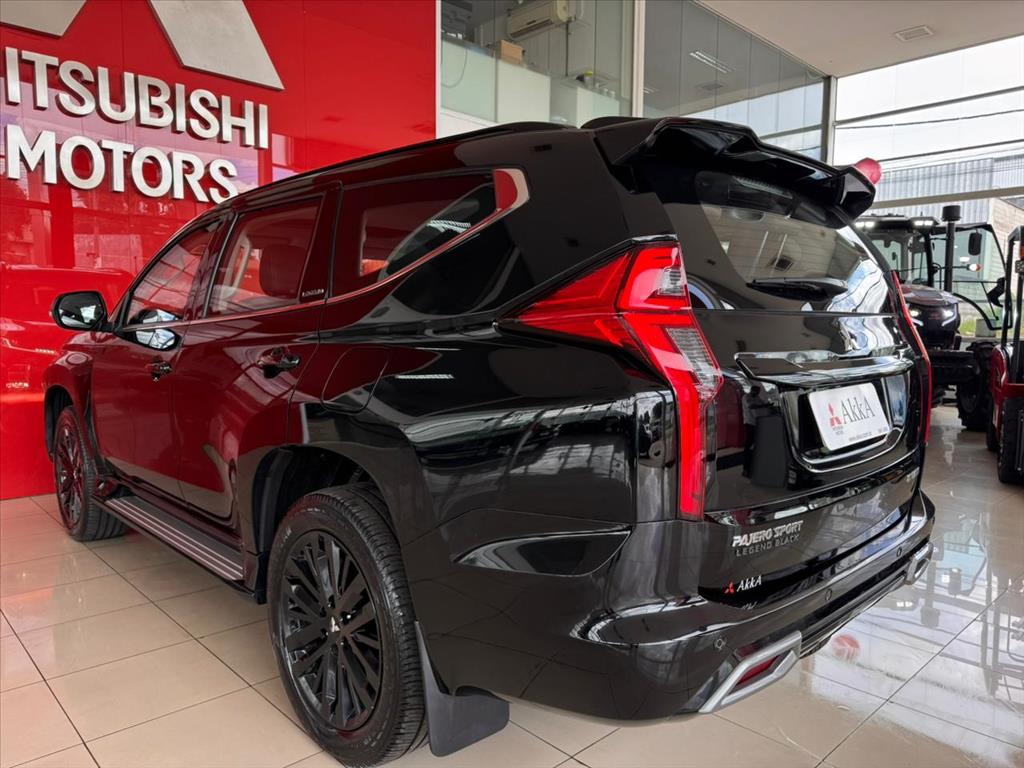 Mitsubishi-PAJERO SPORT-2.4 16V MIVEC TURBO DIESEL LEGEND BLACK AWD AUTOMÁTICO