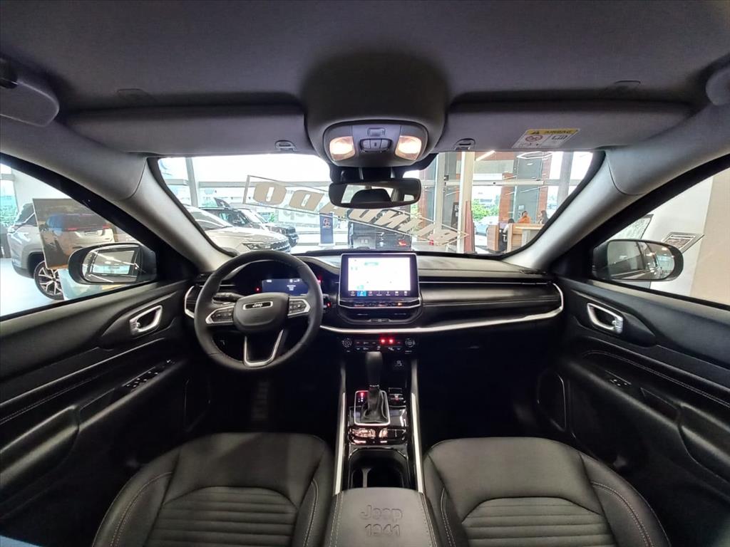 COMMANDER 1.3 T270 TURBO FLEX LONGITUDE AT68