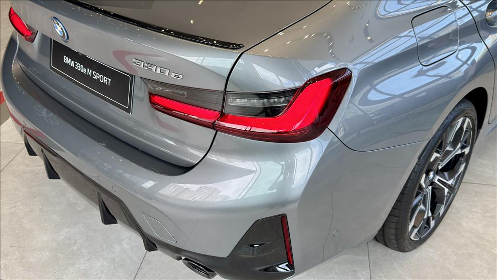 330e 2.0 16V TURBO HÍBRIDO M SPORT AUTOMÁTICO12