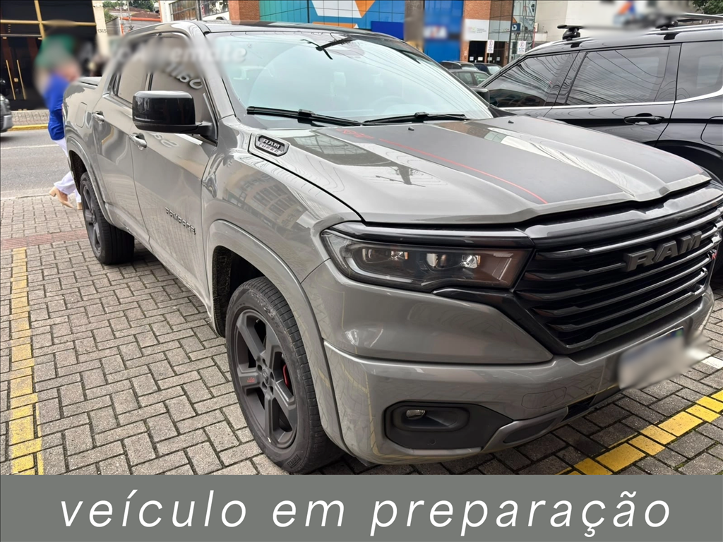 RAMPAGE 2.0 HURRICANE 4 TURBO GASOLINA R/T 4X4 AUTOMÁTICO0