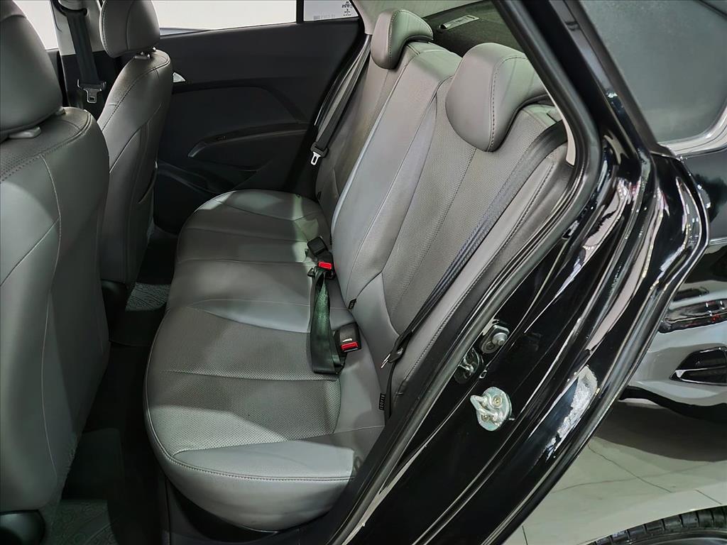 Hyundai-HB20S-1.6 PREMIUM 16V FLEX 4P AUTOMÁTICO