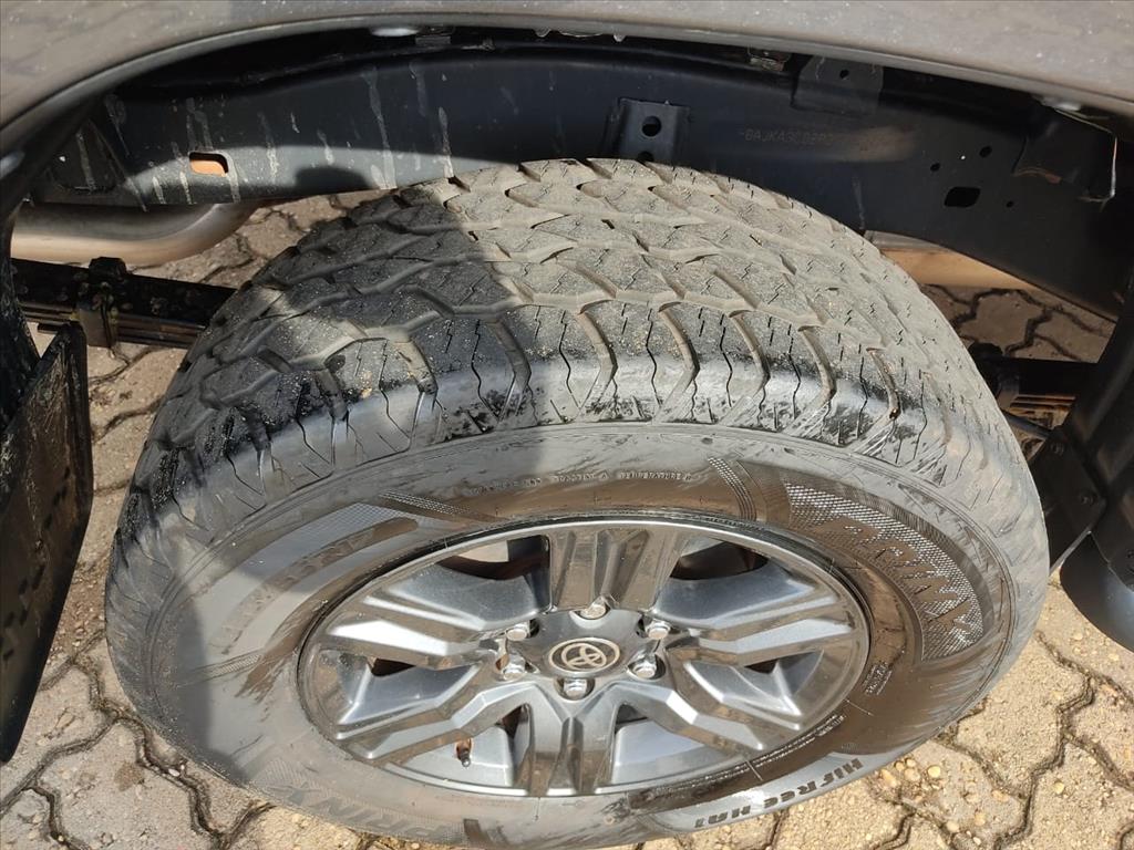 HILUX 2.8 D-4D TURBO DIESEL CD SR 4X4 AUTOMÁTICO13