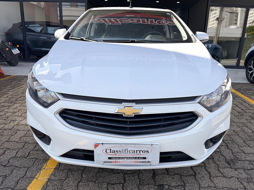 Chevrolet Onix - 1.0 MPFI LT 8V FLEX 4P MANUAL