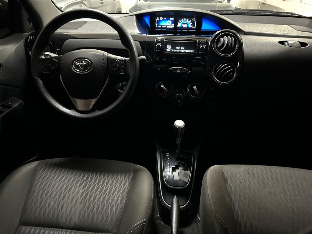 ETIOS 1.5 X PLUS SEDAN 16V FLEX 4P AUTOMÁTICO8