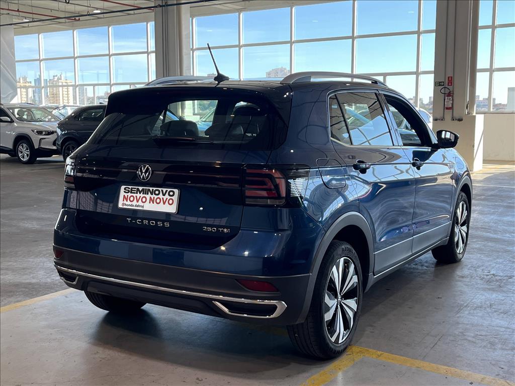 T-CROSS 1.4 250 TSI TOTAL FLEX HIGHLINE AUTOMÁTICO14