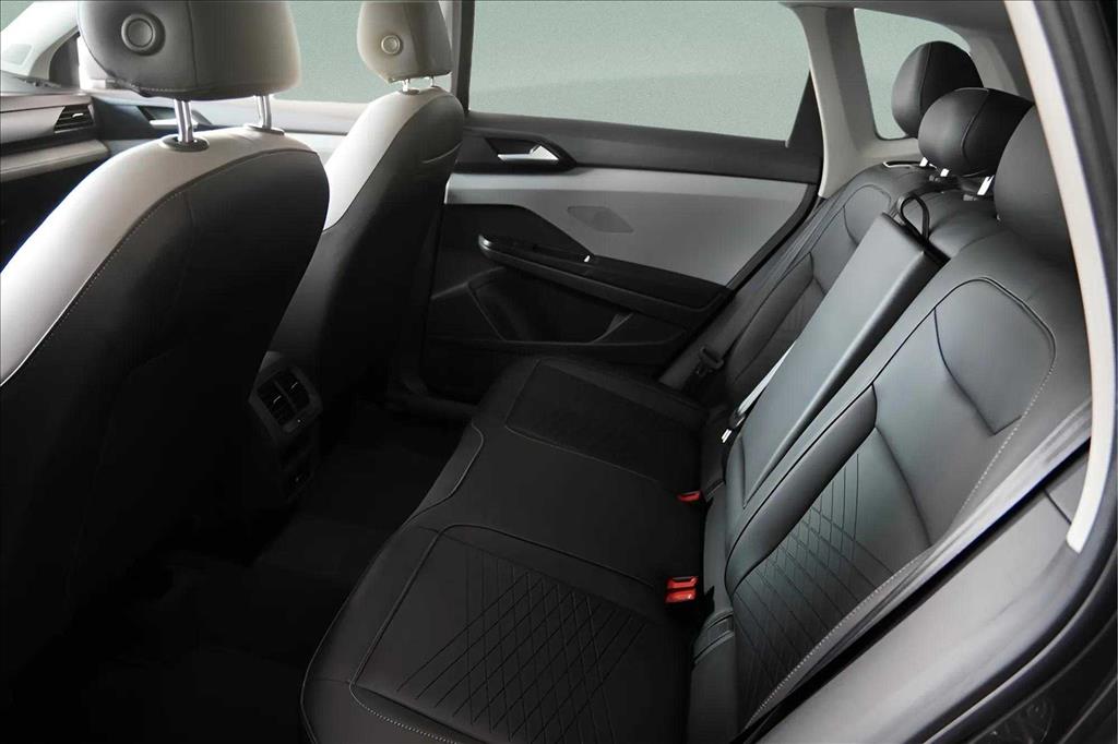 TAOS 1.4 250 TSI TOTAL FLEX COMFORTLINE AUTOMÁTICO10