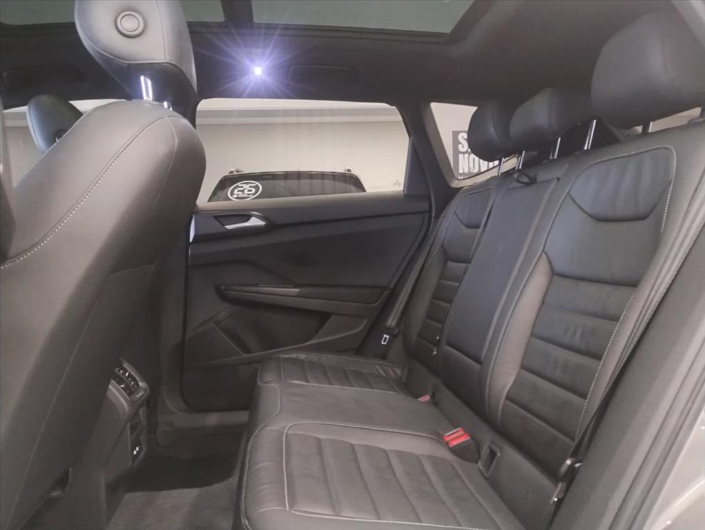TAOS 1.4 250 TSI TOTAL FLEX HIGHLINE AUTOMÁTICO8